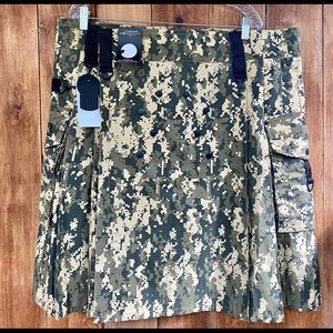 NWT Claymore Men’s Camo Utility Kilt Size 43